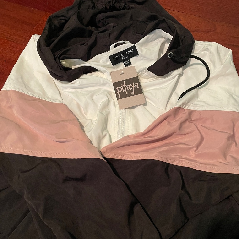Windbreaker zip up never worn